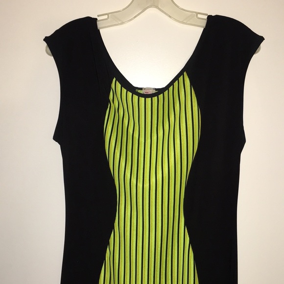 Maxi Dress - Picture 2 of 5